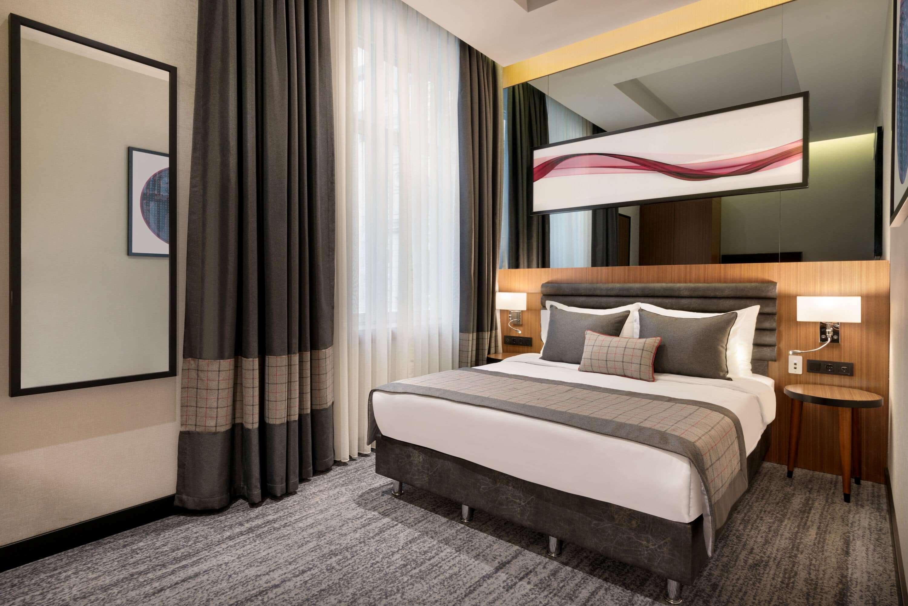 Ramada By Wyndham Budapest City Center Экстерьер фото